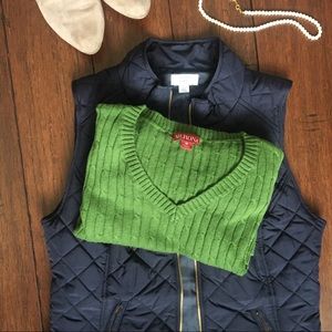 Kelly Green Cable Knit V-Neck Sweater
